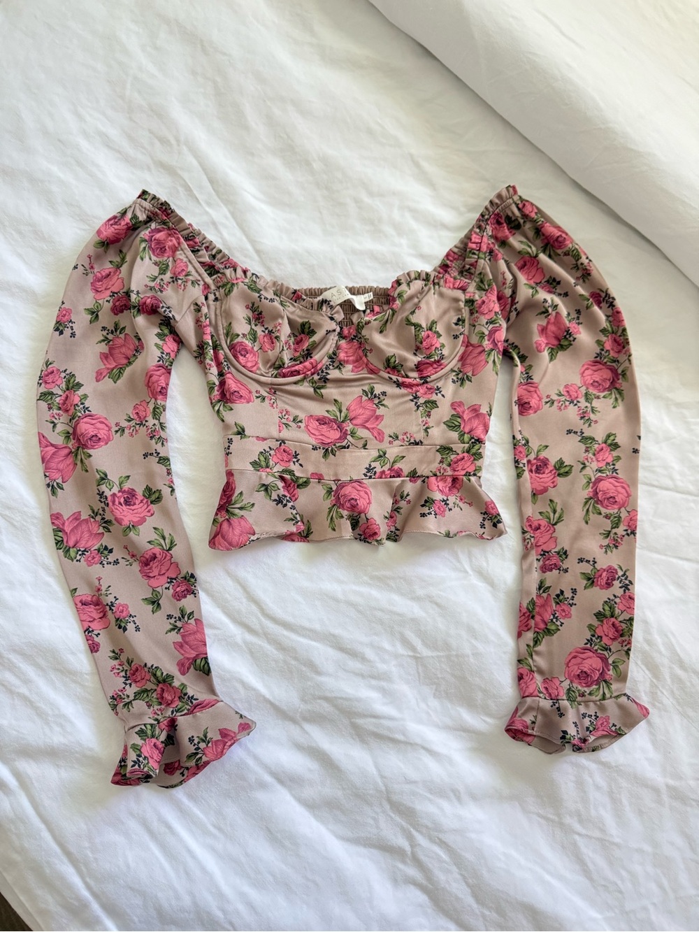 Astr The Label Peplum/Corset Crop Top - Pink Roses